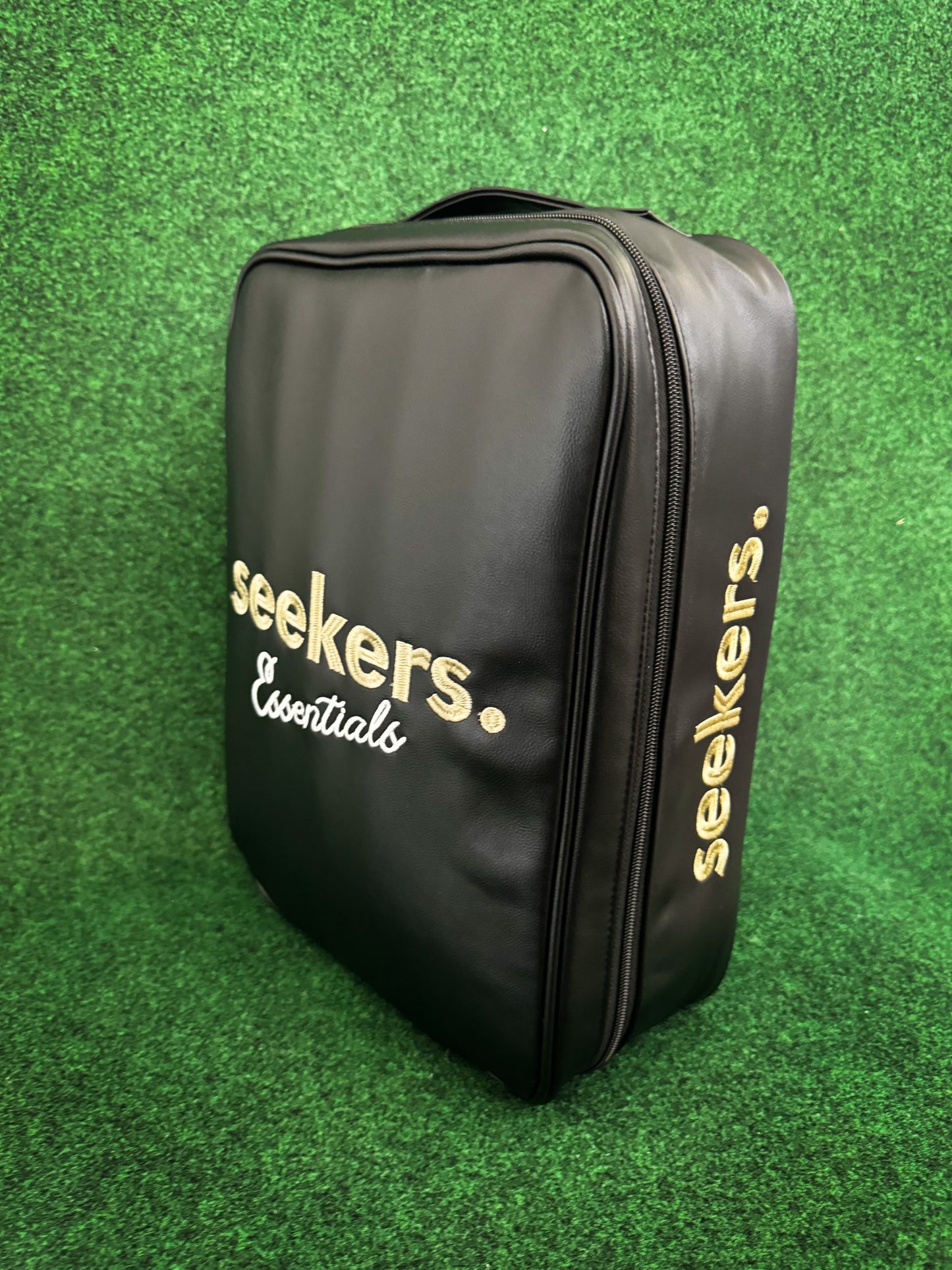 Seekers Essentials Golf Shoe Bag Black