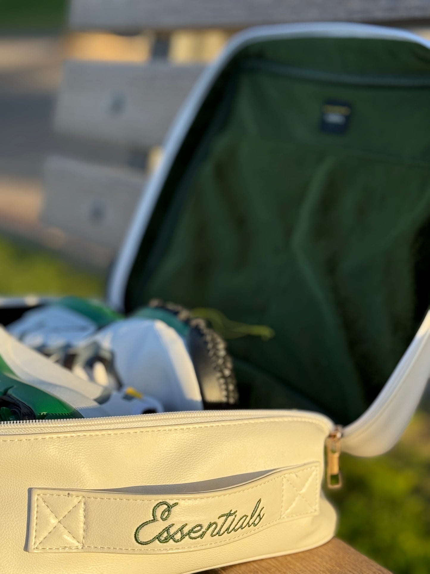 Seekers Essentials Golf Shoe Bag White